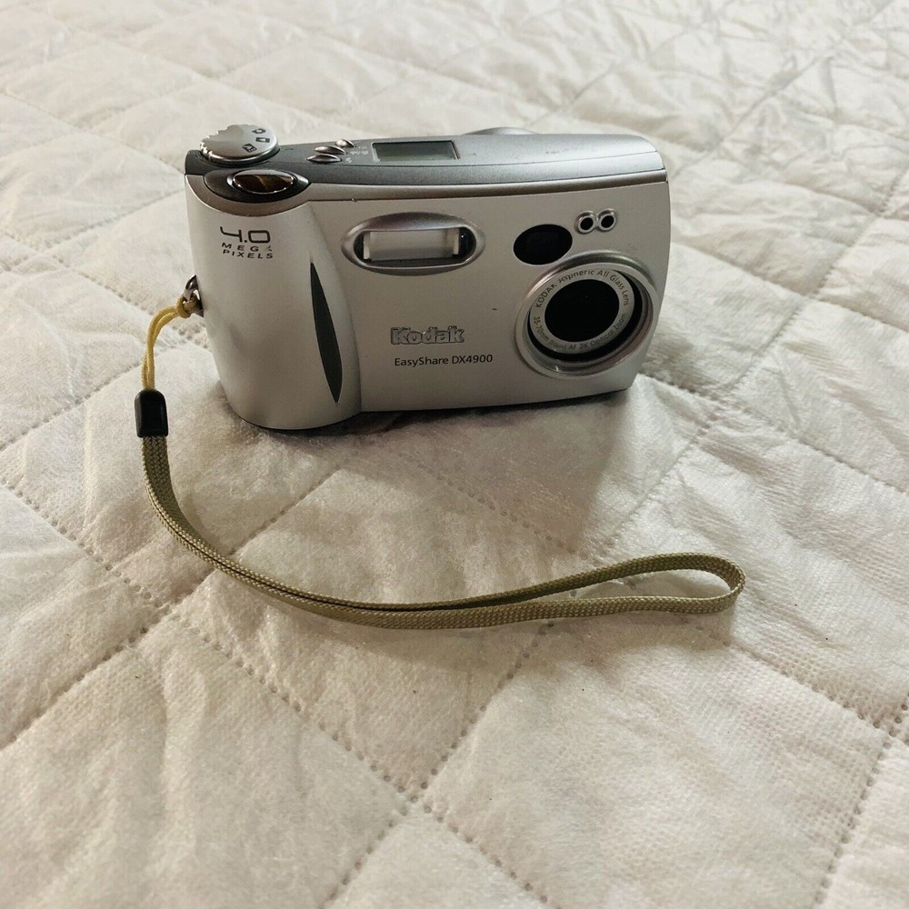 Kodak EasyShare DX4900 4.0MP 2X Zoom Digital Camera NOT WORKING PARTS ONLY